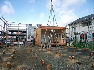 1058-郡山 建て方