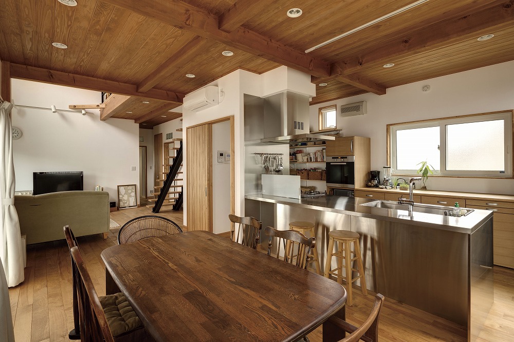 お料理好きも満足 ─ 本格キッチンとパントリーのある暮らし - photo 1