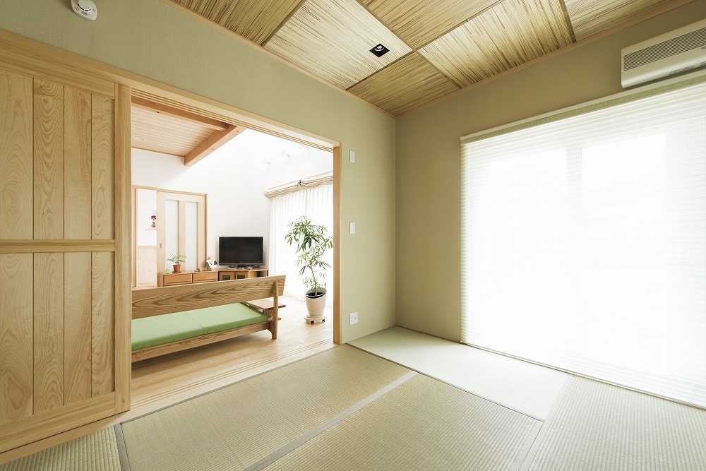 ブランコのある子供部屋と猫くぐり穴 ─ 家族みんなが笑顔になる家 - photo 5