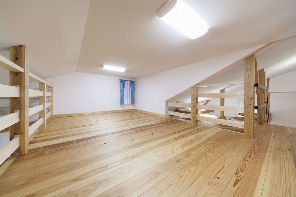 光と木に包まれる、環境に配慮したモダンな住まい - photo 8