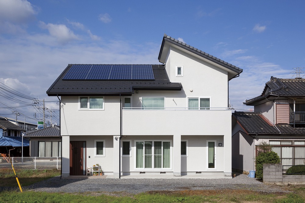 光と木に包まれる、環境に配慮したモダンな住まい - photo 9