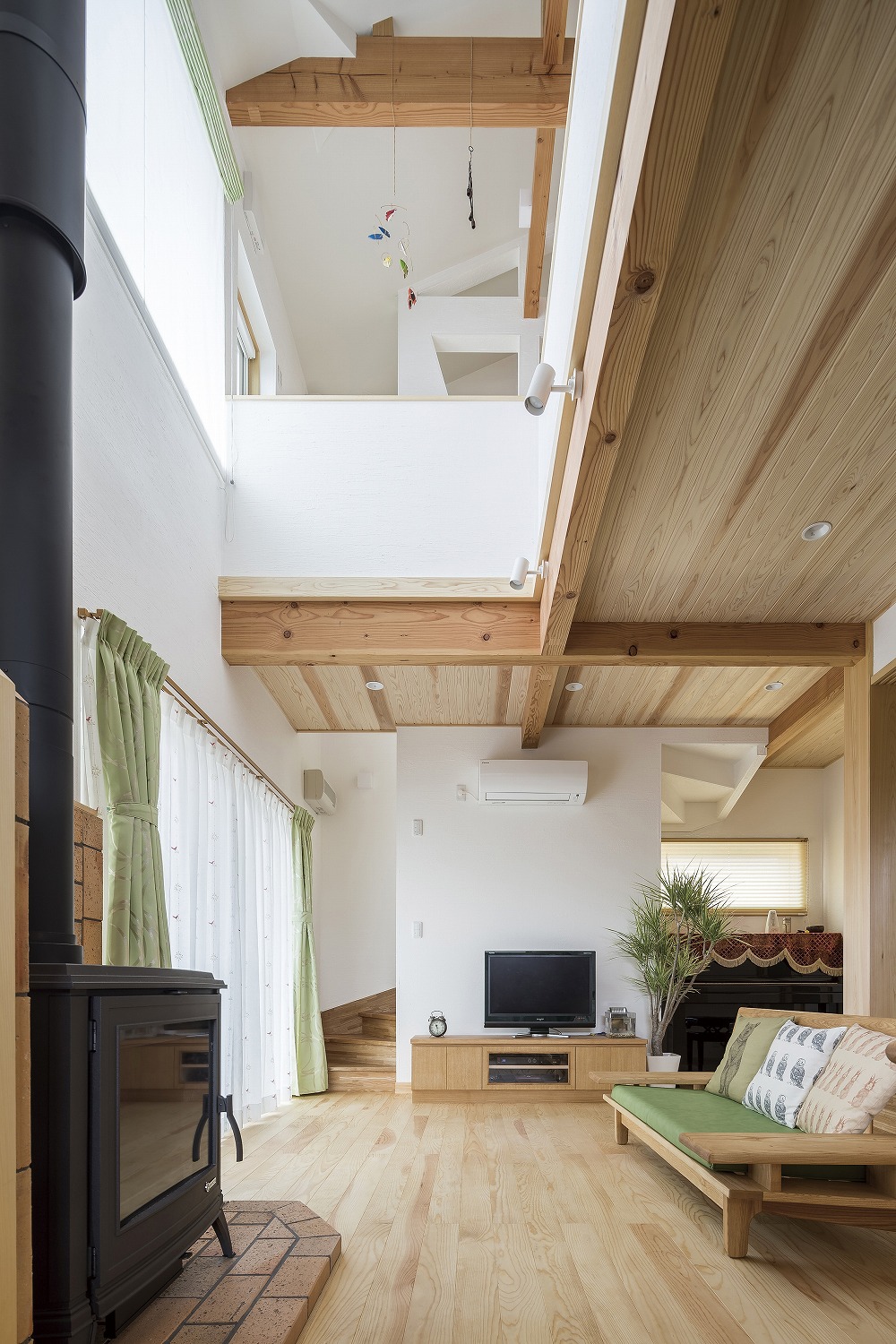 構造美を活かした、光と木に包まれるナチュラル住宅 - photo 4