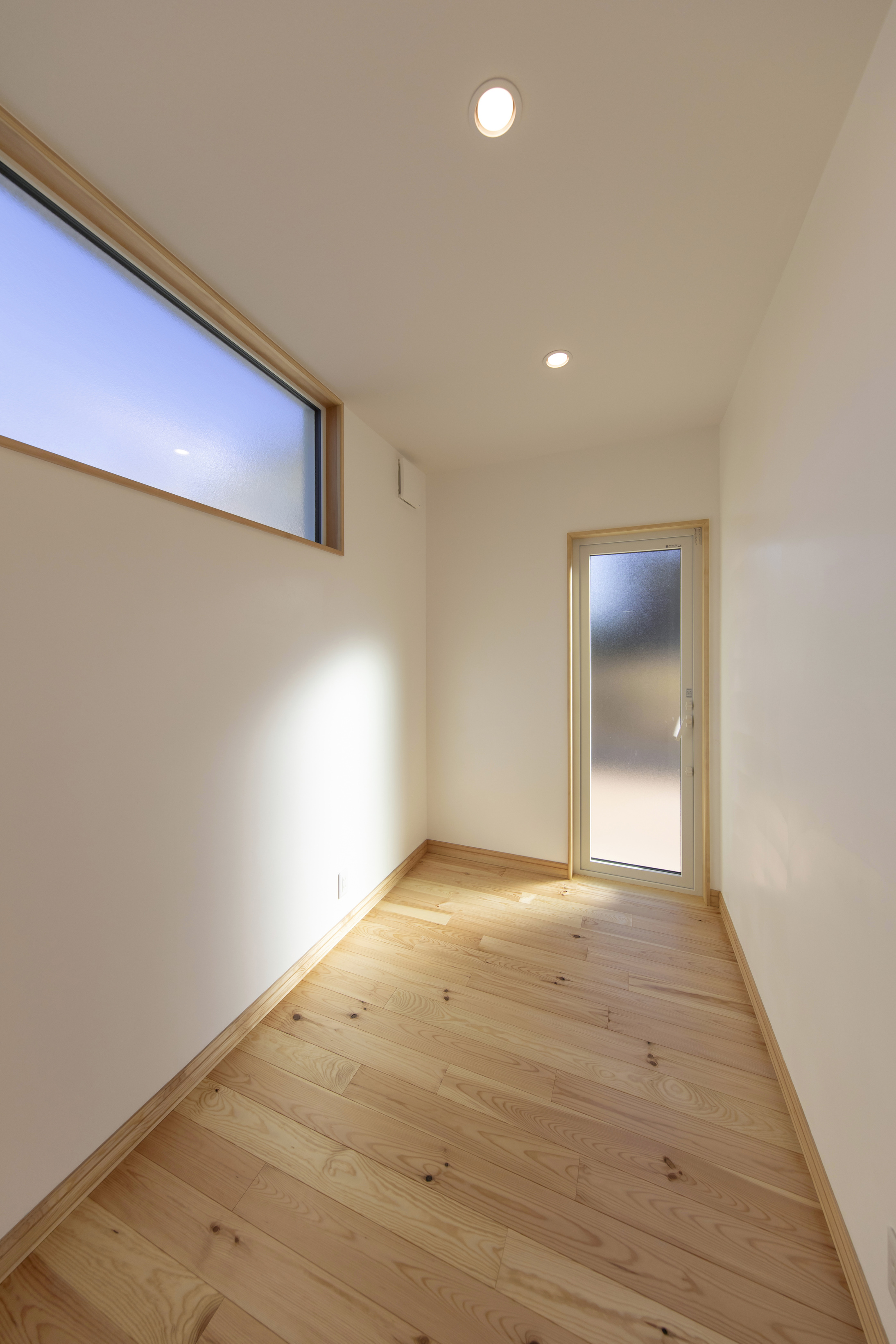 網代天井と小上がりの和室が織りなす伝統とモダンが融合する空間 - photo 12